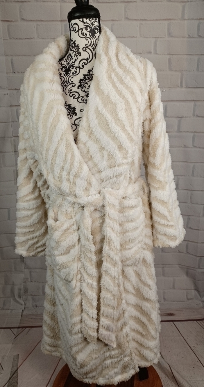 Soft Surroundings women's tie front belted robe faux fur size large pockets b7